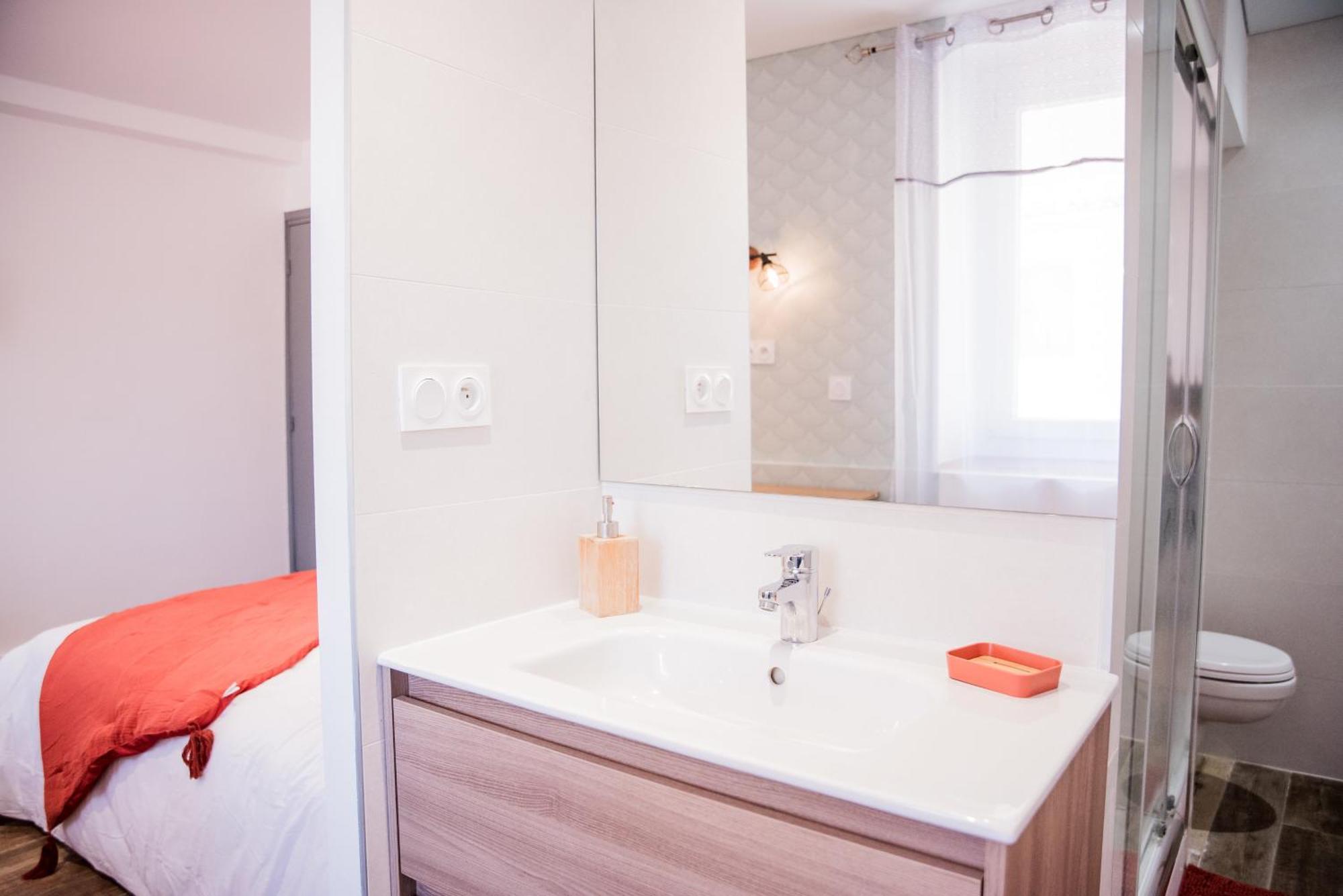 **Auberge De L'Aude** การ์กาซอน ภายนอก รูปภาพ